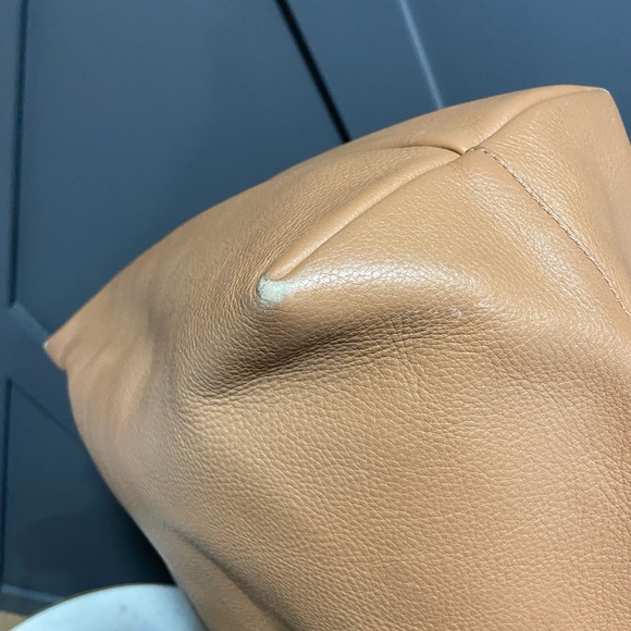 Salvatore Ferragamo Tote - Picture 8 of 16